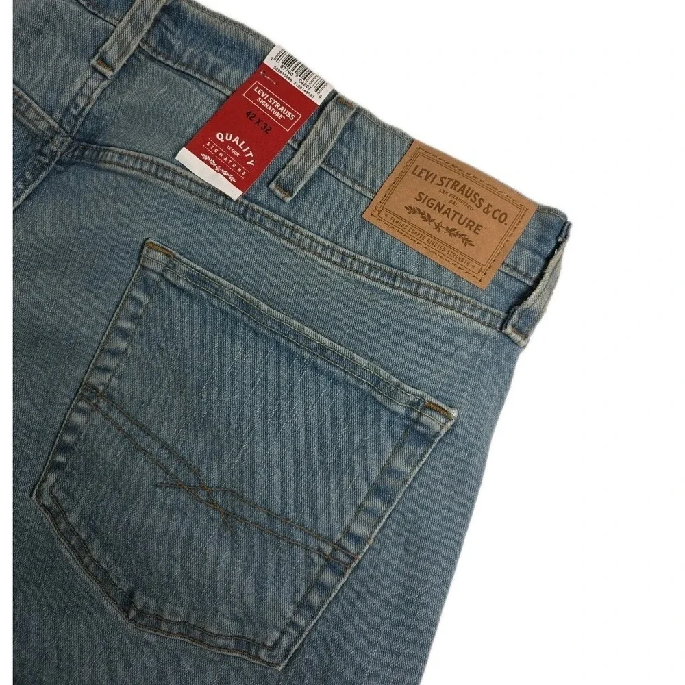 NWT SIGNATURE LEVI STRAUSS 42x32 Men's Cotton Denim Relaxed Straight Blue‎ Jeans